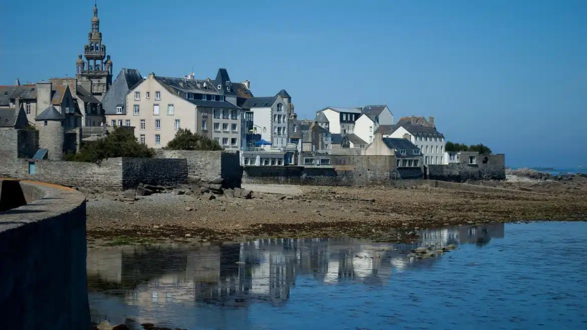 Pourquoi construire une maison individuelle en Bretagne ?